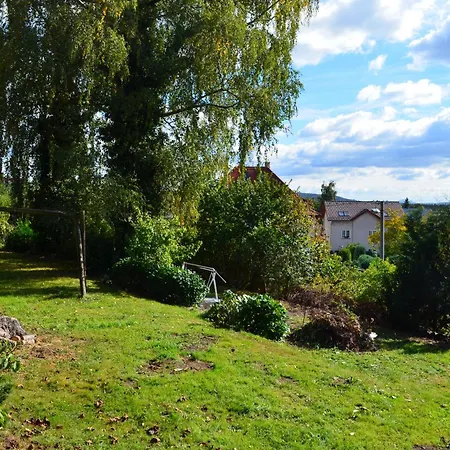 Rachmannova S Bazenem * Nový Bor