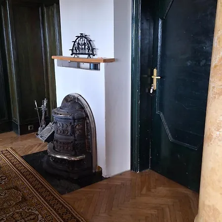 Villa Rachmannova S Bazenem