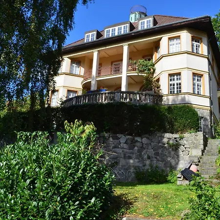 Rachmannova Villa Novy Bor